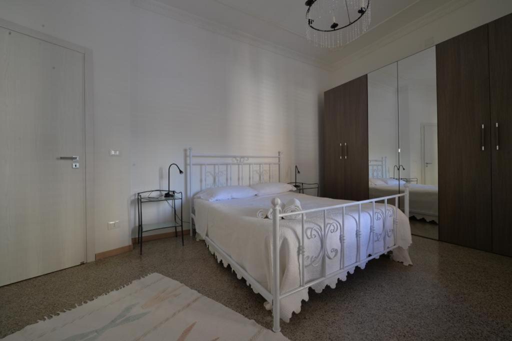 Apartamento Brand New 3 Bedroom In Center